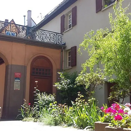 Апартаменты Commanderie *